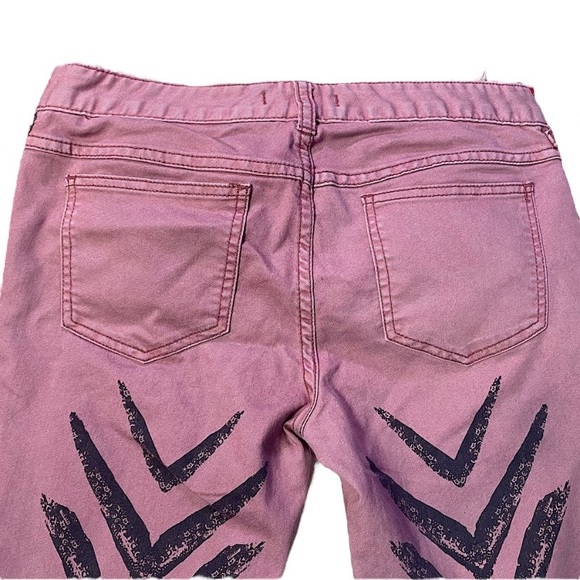 FREE PEOPLE DOTTED IKAT ARROW JEANS - Picture 8 of 11